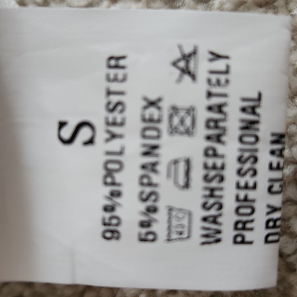 Shorts - Picture 4 of 4